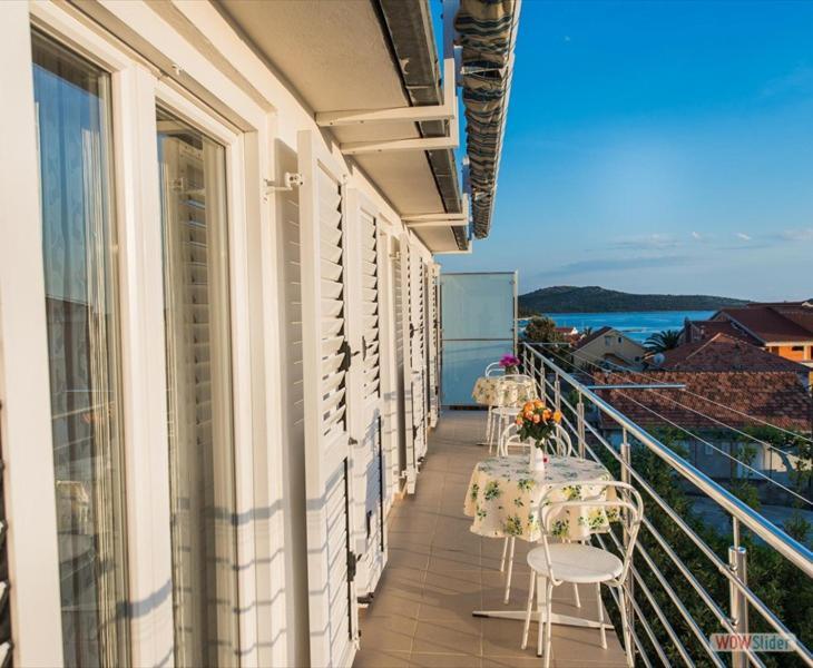 Apartmani Aria Rogoznica  Esterno foto