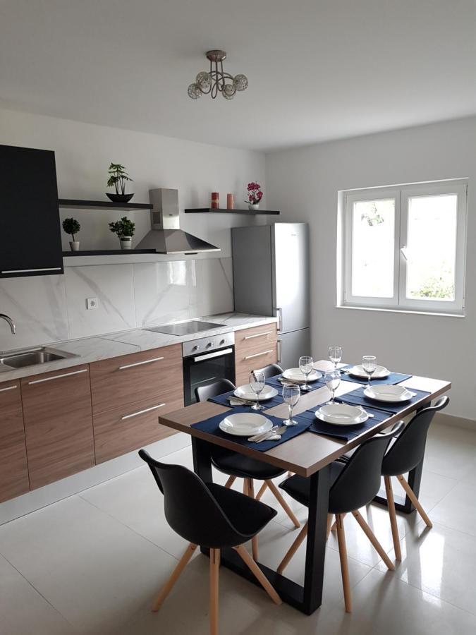 Apartmani Aria Rogoznica  Esterno foto