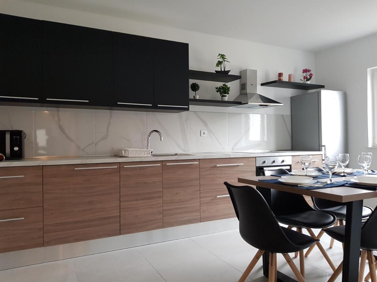 Apartmani Aria Rogoznica  Esterno foto